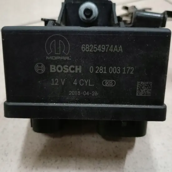 Support de module relais Jeep Wrangler JL 2.0 OEM 68297600AA image 4
