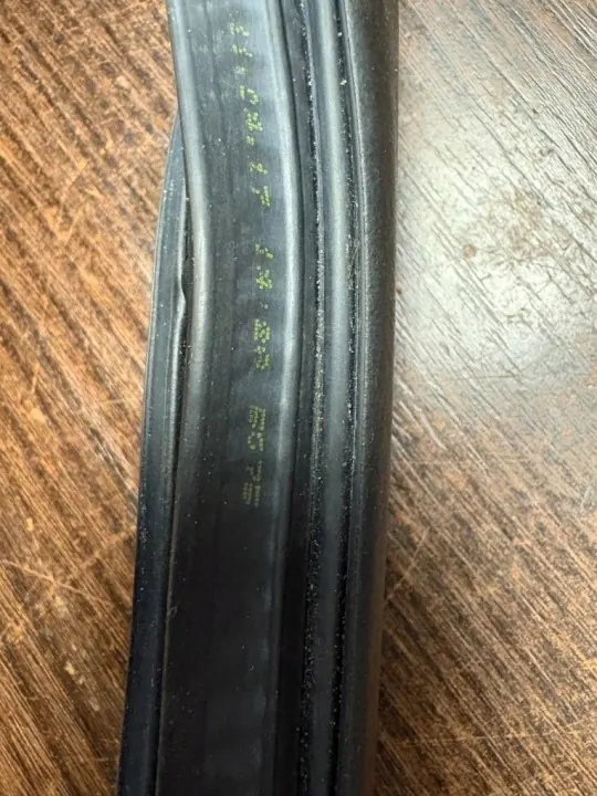 OEM RAJ23279 Fram höger dörrfönsterpackning Toyota image 8