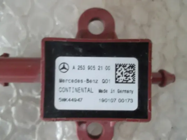 OEM A2539052100 voetgangersbescherming botsingsensor image 3