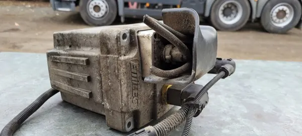 MAN AdBlue-pumpmodul OEM 7125484541254 image 4