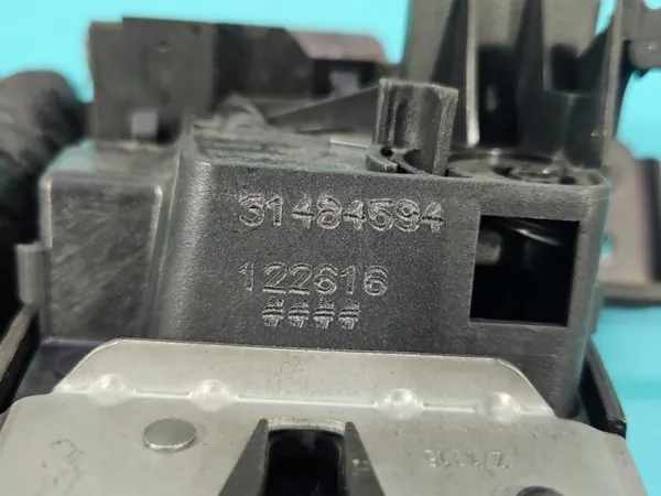 Cerrajón maletero OEM 31484594 para Volvo S90 II Sedán image 3