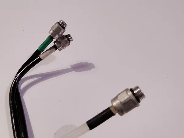 Linhas do compressor de suspensão pneumática traseira Dodge RAM 19- image 5