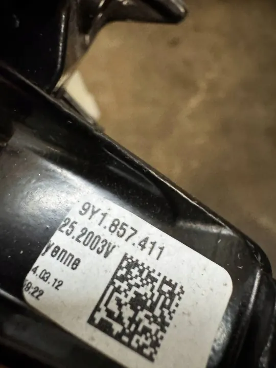 Base de espelho esquerdo Porsche Cayenne 9Y OEM 9Y1857411 image 3