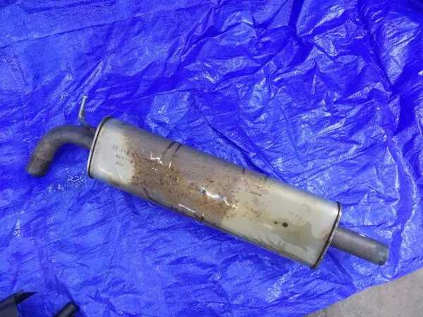 Audi OE Auspufftopf OEM 5Q0253211AT Gebraucht image 5