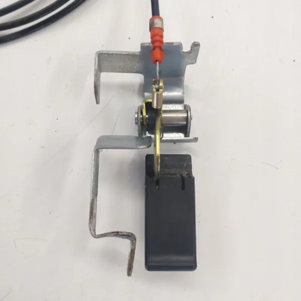 Honda bränsleluckshandtag & kabel OEM - Civic VI Aerodeck image 5