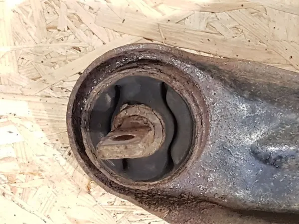 Mitsubishi ASX Mozzo posteriore 2015 4125A014 image 2