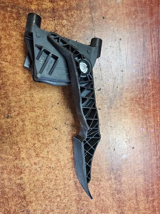 Gaspedaalsensor OPEL ZAFIRA A 2.0 DTI 9202342 image 4