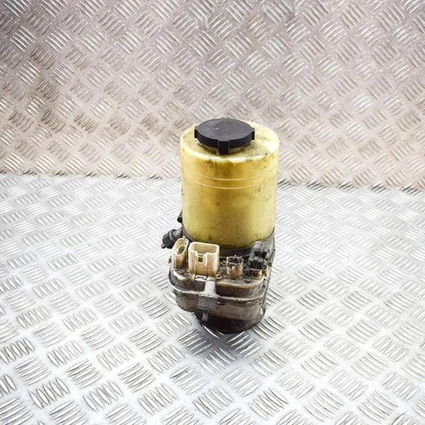 Opel Signum 2004 Stuurbekrachtigingspomp image 2