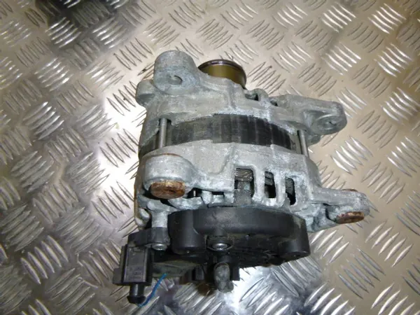 Volkswagen Alternaattori OE 04E903015A image 3