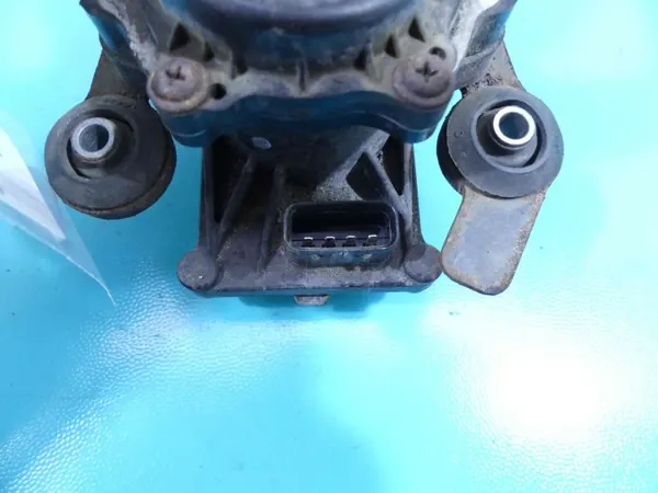 Pompe à eau Toyota OEM IMPRK1257074 - Occasion image 5