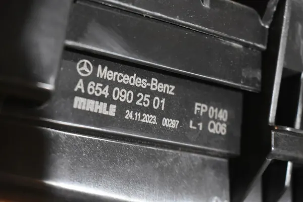 Ilmansuodattimen kotelo Mercedes W167 image 3