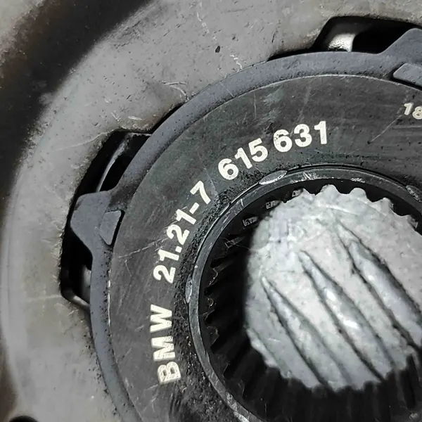 BMW X1 (E84) Kytkinosa OE 7637279 image 8