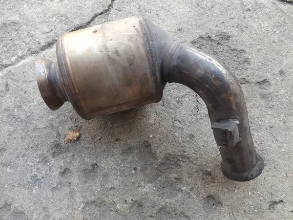 Catalisador vazio Mercedes C-Class W203 2.2 CDI A2034902314 image 2