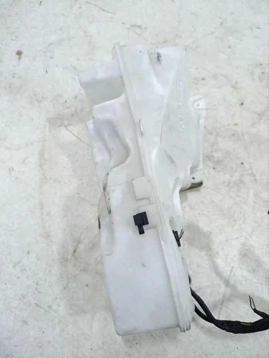 Volkswagen Atlas Pesuainesäiliö 3CN955453B image 5