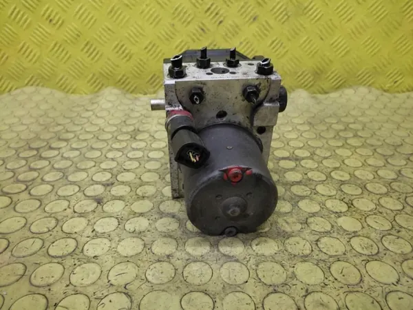 Pompe ABS Audi OEM 0265225048 - État Utilisé image 7