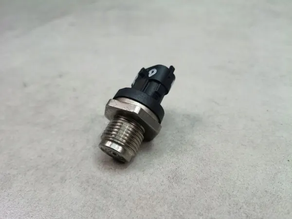 Sensor Pressão Combustível Jeep OEM 0281002982 - Usado image 3