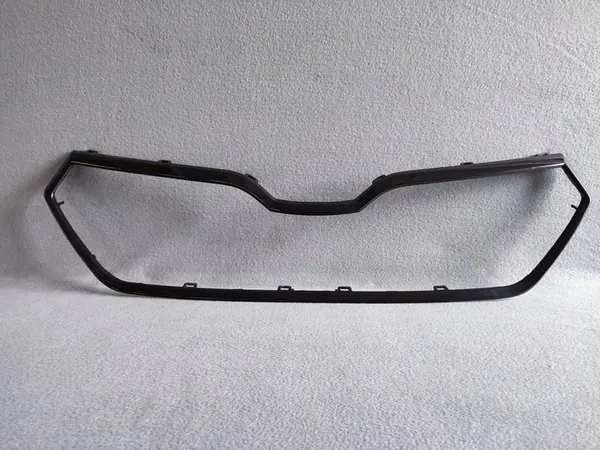 SKODA FABIA 3 III GRILL FRAME BLACK 6V0853761C image 3