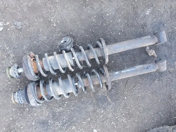 OEM Amortyzatory Achter Dempers & Veren VW Polo 6n2 image 2