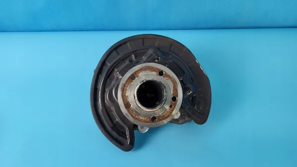 MERCEDES W177 A180 Höger Bakre Knuckle A2473560000 image 2