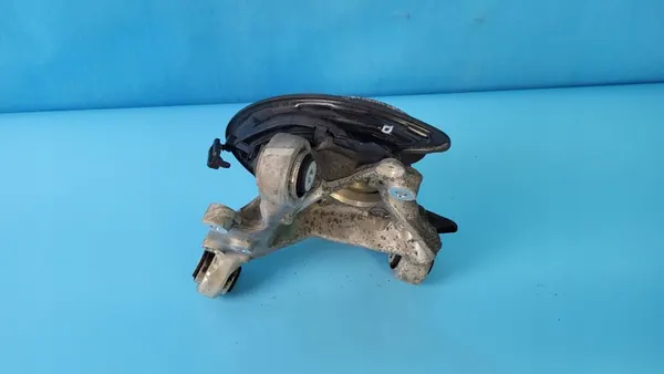 MERCEDES W177 A180 Höger Bakre Knuckle A2473560000 image 6