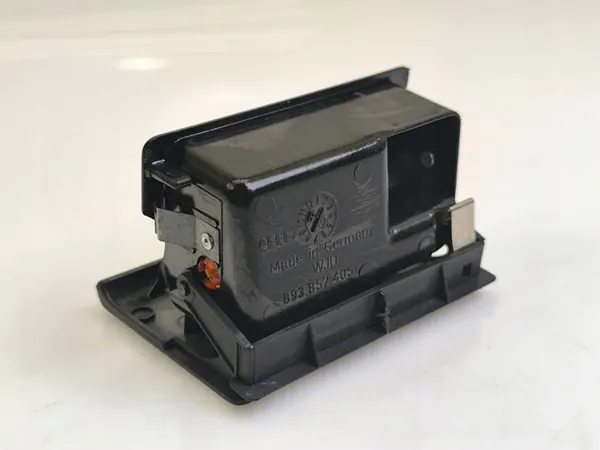 OEM 893857405 Bakre askfat för Audi 80 B5 image 3