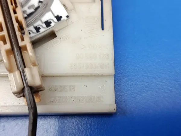 Bränslenivåsensor OEM 90560129 för Opel Astra G II 2.0DTI image 3
