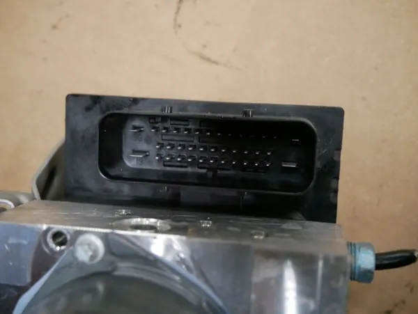 BMW ABS-Pumpe OEM 6856926 für E84 X1 image 4