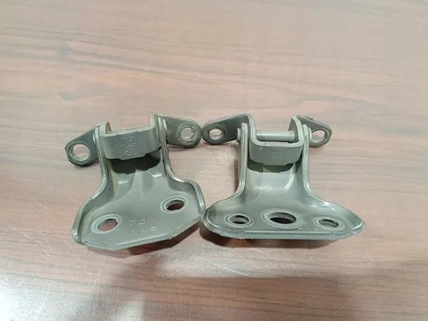 Subaru Forester voordeurscharnieren OEM FBZ26195 image 7