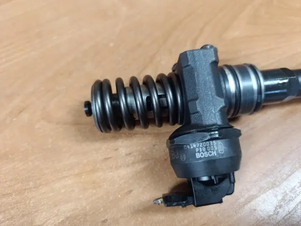 Ruiskutuspumppu OEM 045130073T VW 1.4/1.9 TDI:lle image 3