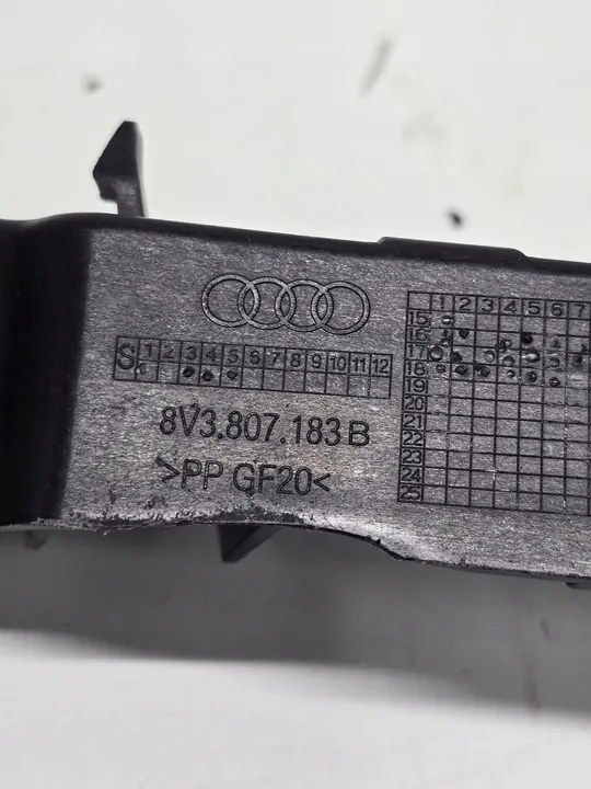 AUDI A3 Deslizamento de montagem do para-choque dianteiro esquerdo 8V3807183B image 2