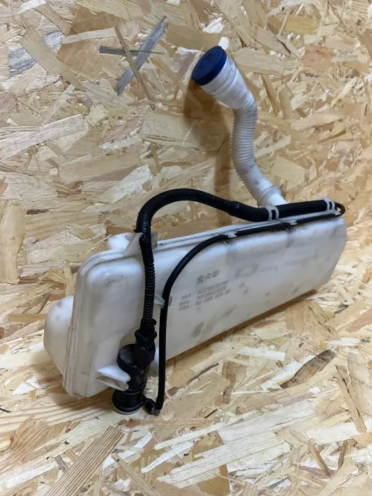 Spolarvätsketank OEM 9809803680 för Vivaro Expert Jumpy image 9