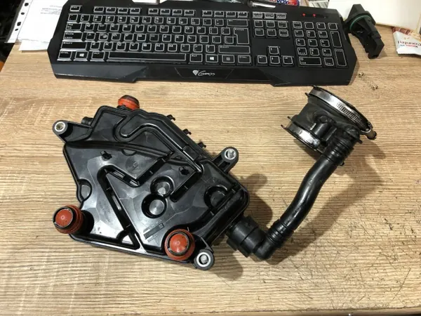 Séparateur d'huile OEM 1770781419 pour Mercedes W177 AMG image 3