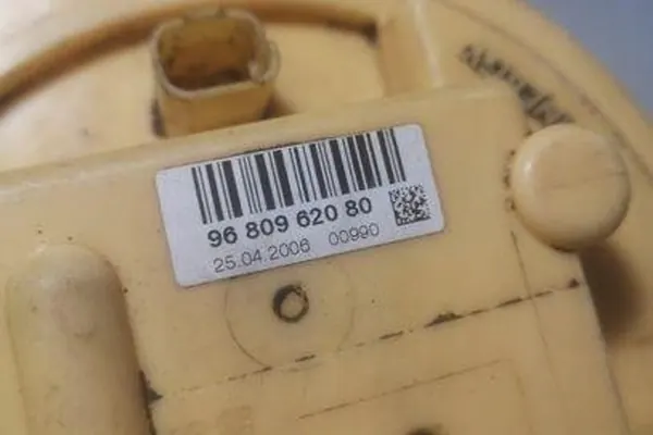 Brandstofniveausensor PEUGEOT 207 1.6L diesel image 2