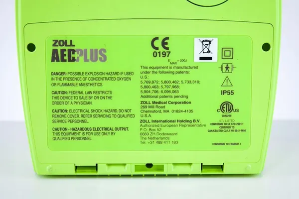 Defibrillatore Zoll AED Plus con Elettrodi image 10