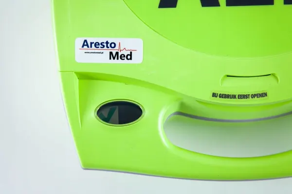 Defibrillatore Zoll AED Plus con Elettrodi image 5