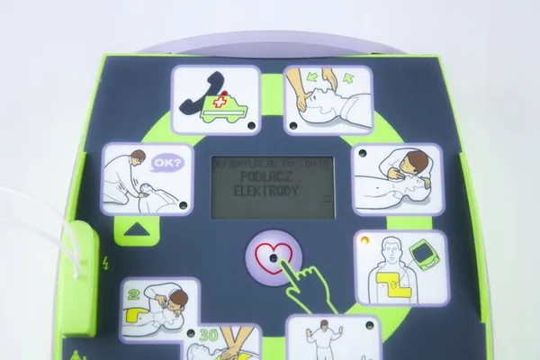 Defibrillatore Zoll AED Plus con Elettrodi image 7