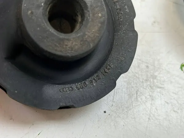 Gummifjäderkuddar Set Audi A4 B7 1.9 TDI Sedan image 5