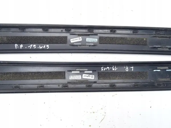 OEM 8F0853266D Framruta Sidolist Höger/Vänster image 10