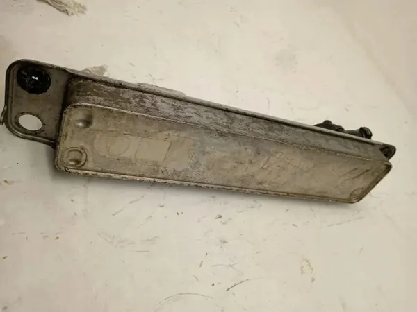 Arrefecedor de óleo BMW OE 7589522 usado image 3