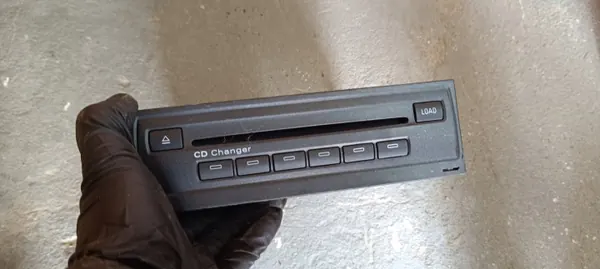 CD MP3 Wisselaar Audi A6 C6 OEM 4E0910110K image 2