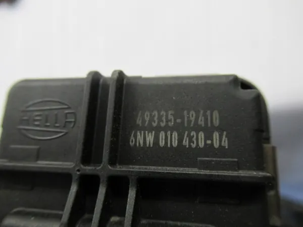 BMW X3 F25 Turbo Actuator OEM 4933519410 image 4