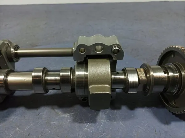 Árvore de cames Kia OE OEM Lochow-325196- Usado image 4