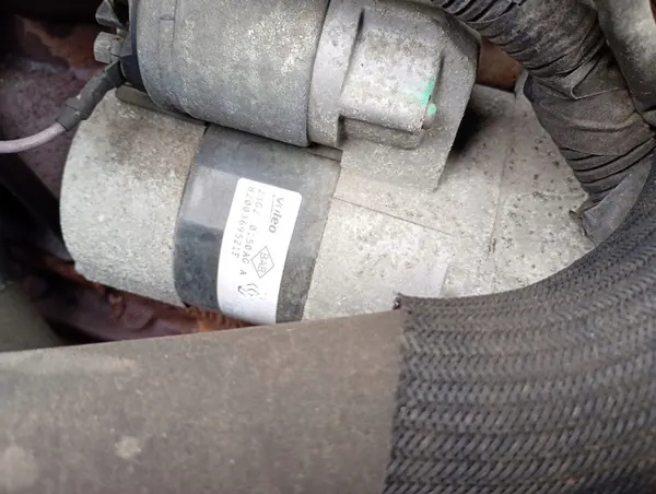 Motor de arranque Renault Twingo II 1.2 OE 8200369521F Valeo image 4
