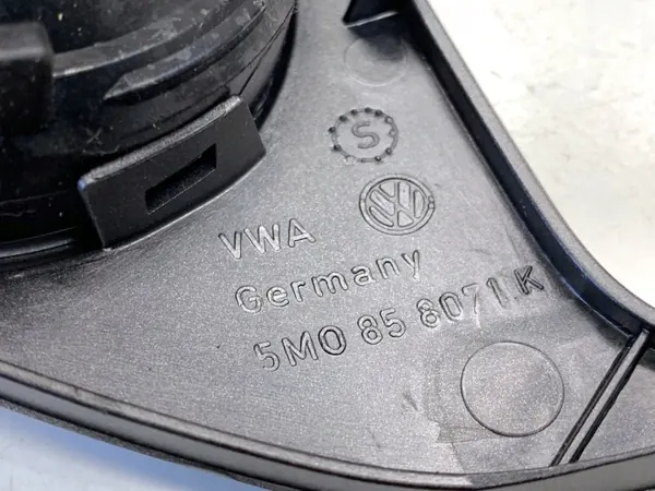 Grelha de ventilação dianteira OEM 5M0858071K VW Golf Plus image 5