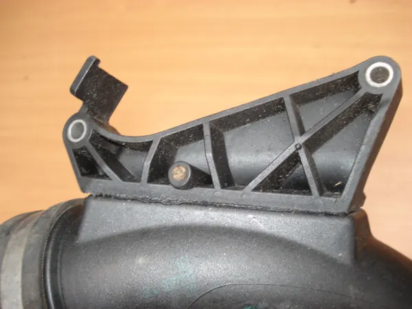 BMW Lufteinlassrohr Intercooler 8577233 image 9