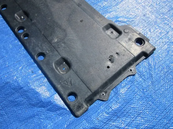 Plaque de protection batterie Chevrolet Volt Opel Ampera 2010 image 4