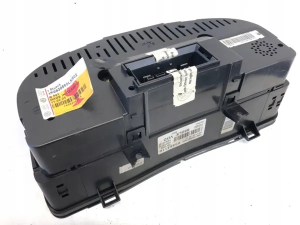 Cuentakilómetros OEM 1K0920860LX VW Golf V 2.0 image 4