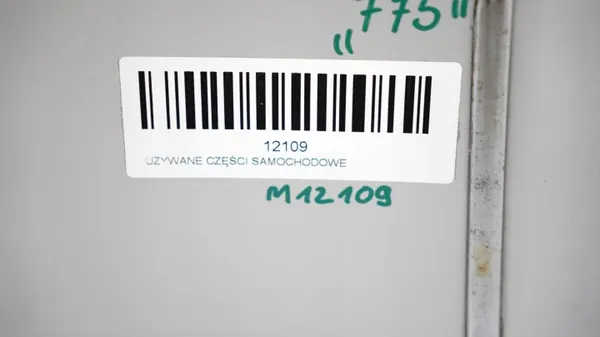 Fram höger stänkskärm OEM 360175919 Mercedes W204 image 9