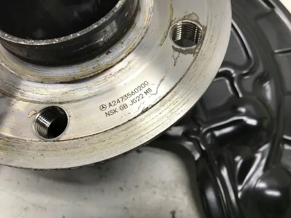 MERCEDES A W177 HB 1.3 H 2024 BAKHJULS NAV A2473560200 image 2