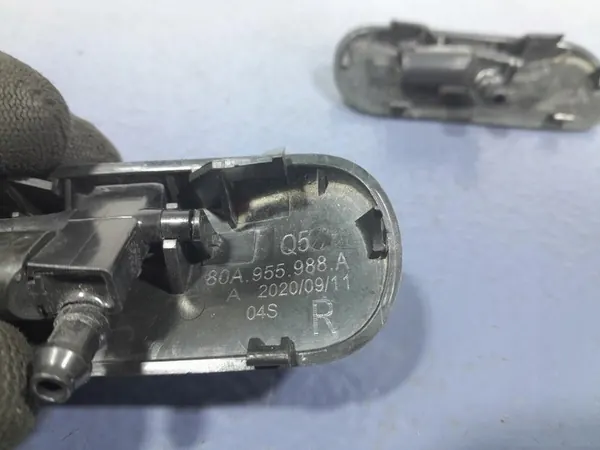AUDI Q5 II FY LIFT Ruitensproeiers Links Rechts 80A955987A 80A955988AA image 4